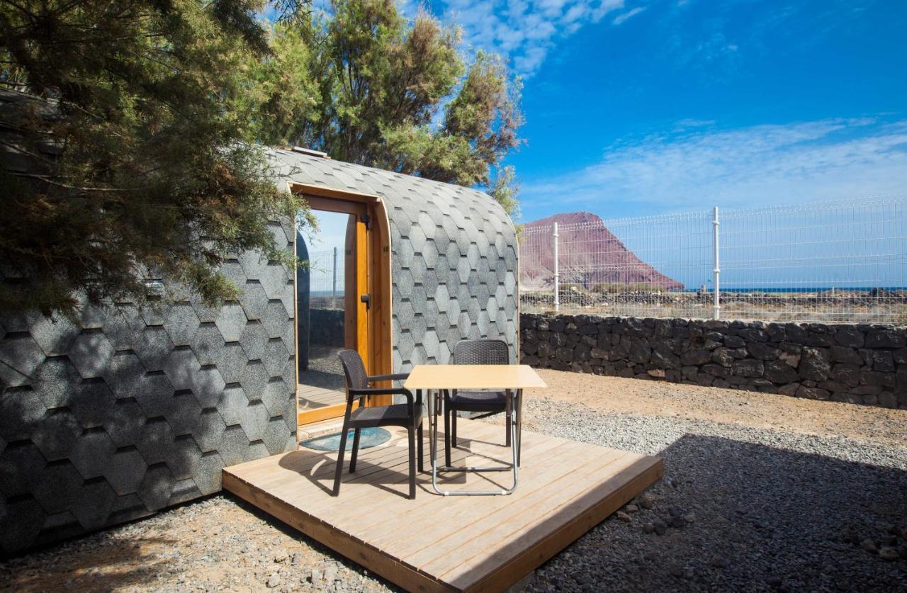 Eco-Wooden Houses Camping Montana Roja El Medano  Bagian luar foto